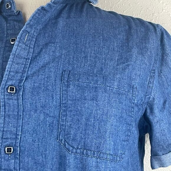 Pre-Owed Mr. Wonder Womens Denim Short Sleeve Button Up Top Size S - Picture 3 of 6